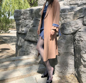 姐姐的朋友离婚证第二天