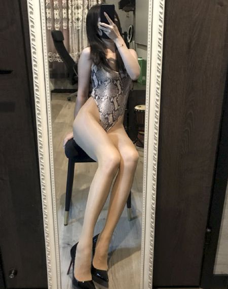 朝鲜乒乓教练嘴角压不住了