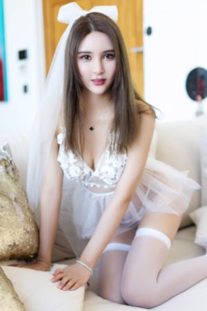 少妇乳大丰满诱人成熟极品小说