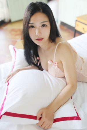 黄鹤楼送孟浩然之广陵