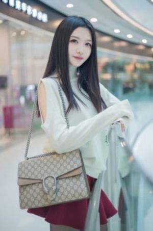 日本动漫内衣办公室