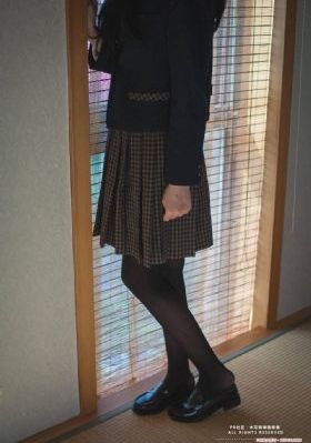 二攻一受4p嗯啊巨肉寝室视频