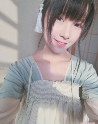年轻的老师3在线观看