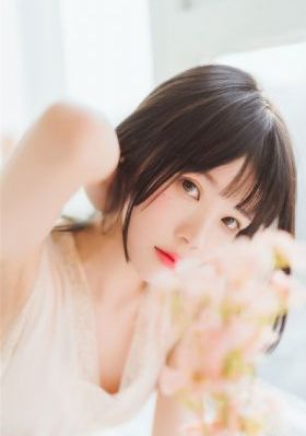 学生眼中的女老师在线观看完整版
